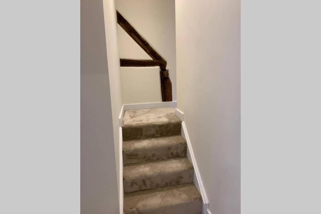 The Warren @ Short Stays Basingstoke Ngoại thất bức ảnh